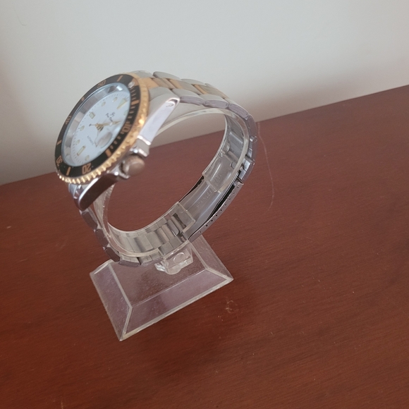 Brand New Automatic luxury men’s FC free crane fashion watch - Picture 2 of 3